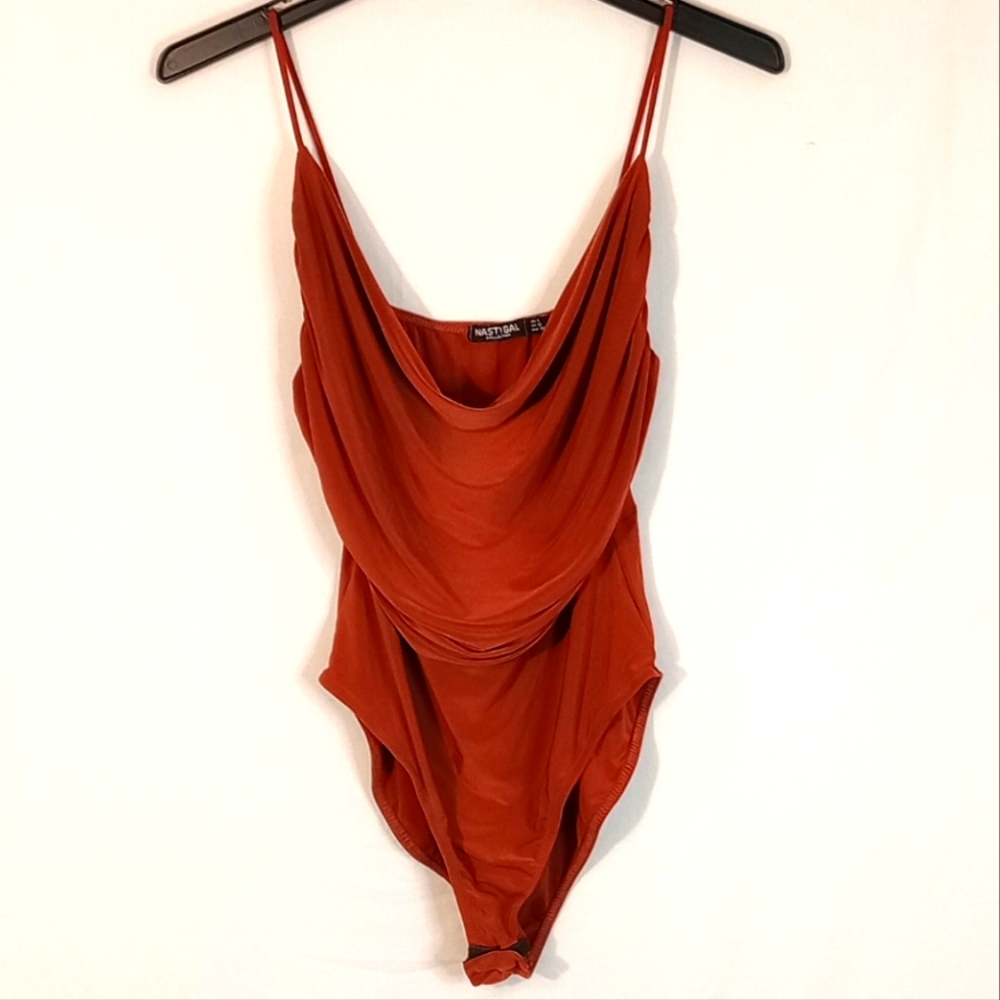 Nasty Gal burnt orange brown bodysuit with swoop neck size 6 strap sleeves